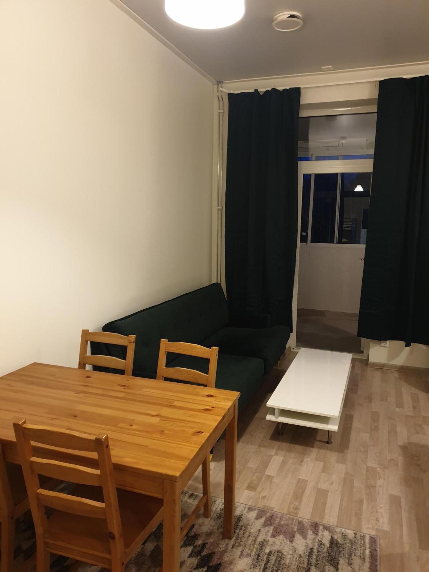 The Old School & Laegenheter Apartment Marma